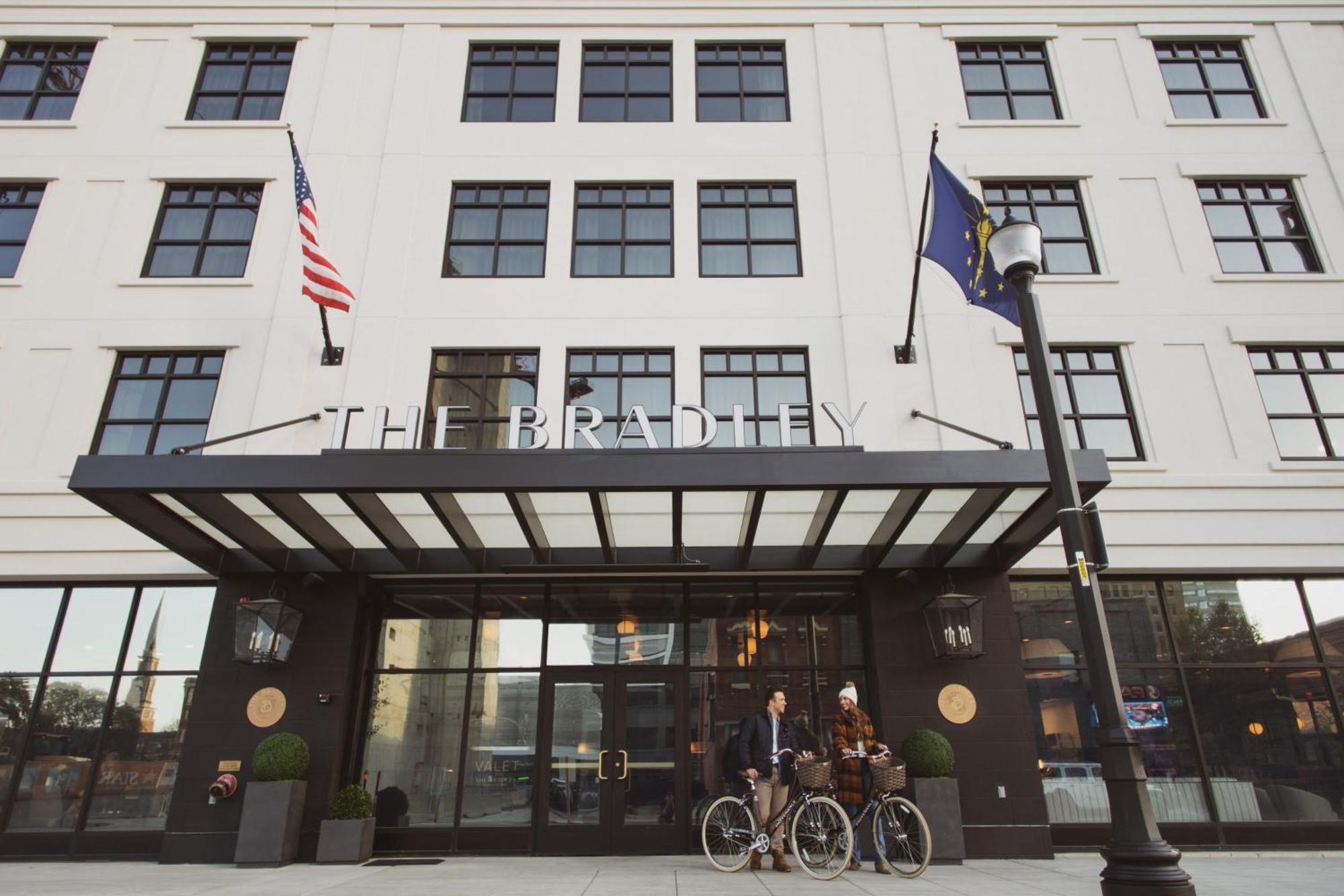 Hotel The Bradley Fort Wayne Exterior foto